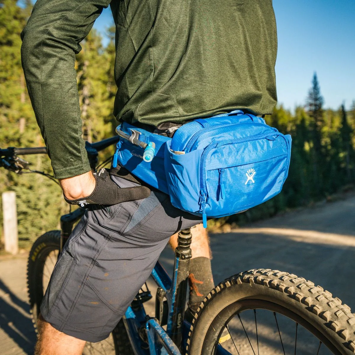 Hydro Flask 5L Down Shift Hydration Hip Pack - Image 3